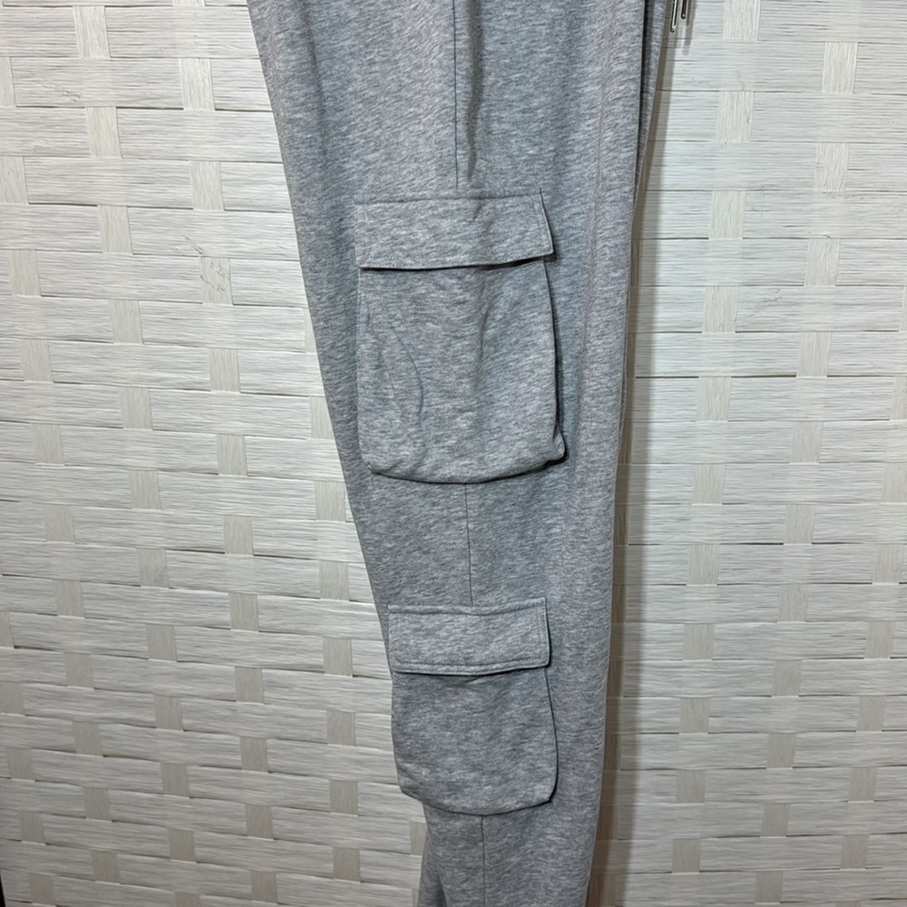 Superdown Bethany Cargo Gray Drawstring Waist Swe… - image 4